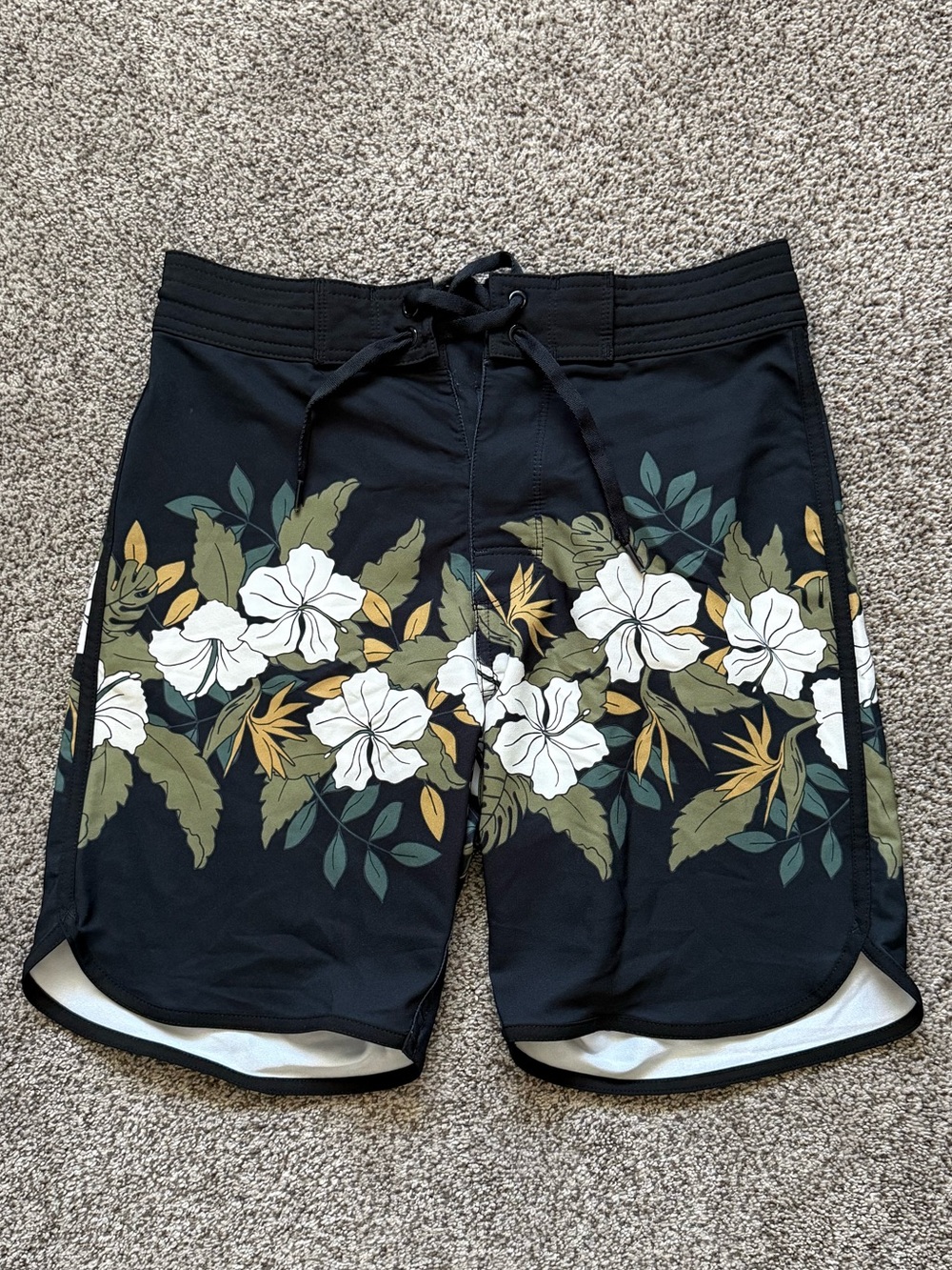 Men's Old Navy Black With White Hibiscus And Green Leaves Print Swim Trunks